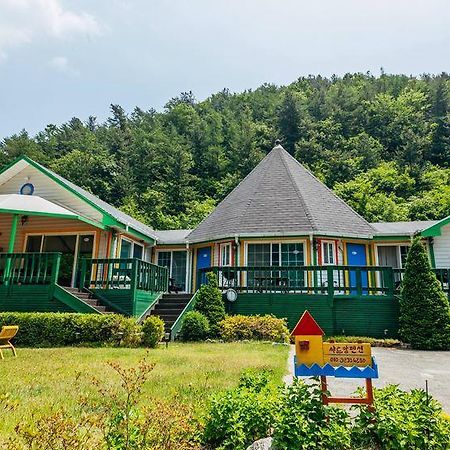 Charm Pension Gapyeong Exteriér fotografie