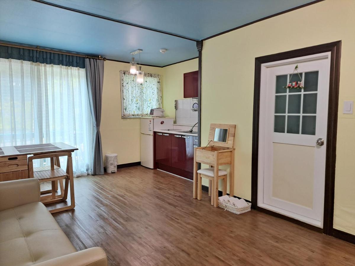 Charm Pension Gapyeong Exteriér fotografie