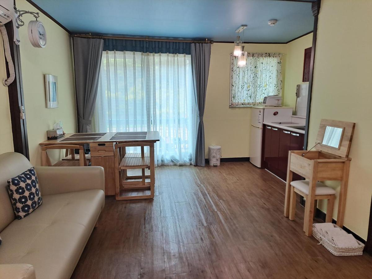 Charm Pension Gapyeong Exteriér fotografie