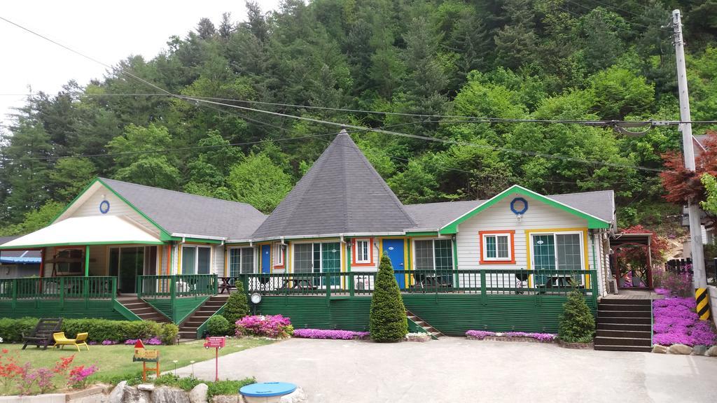 Charm Pension Gapyeong Exteriér fotografie