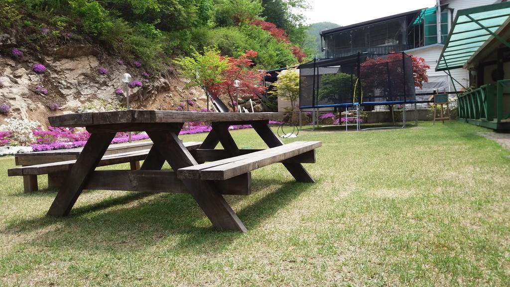 Charm Pension Gapyeong Exteriér fotografie